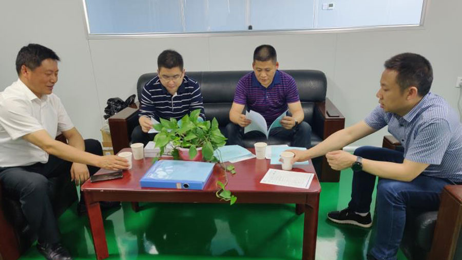 安化县市场监督管理局考察组走访调研湖南乾润新瑞集团
